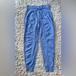 Lululemon Dance Studio Mid-Rise Jogger, Size 4